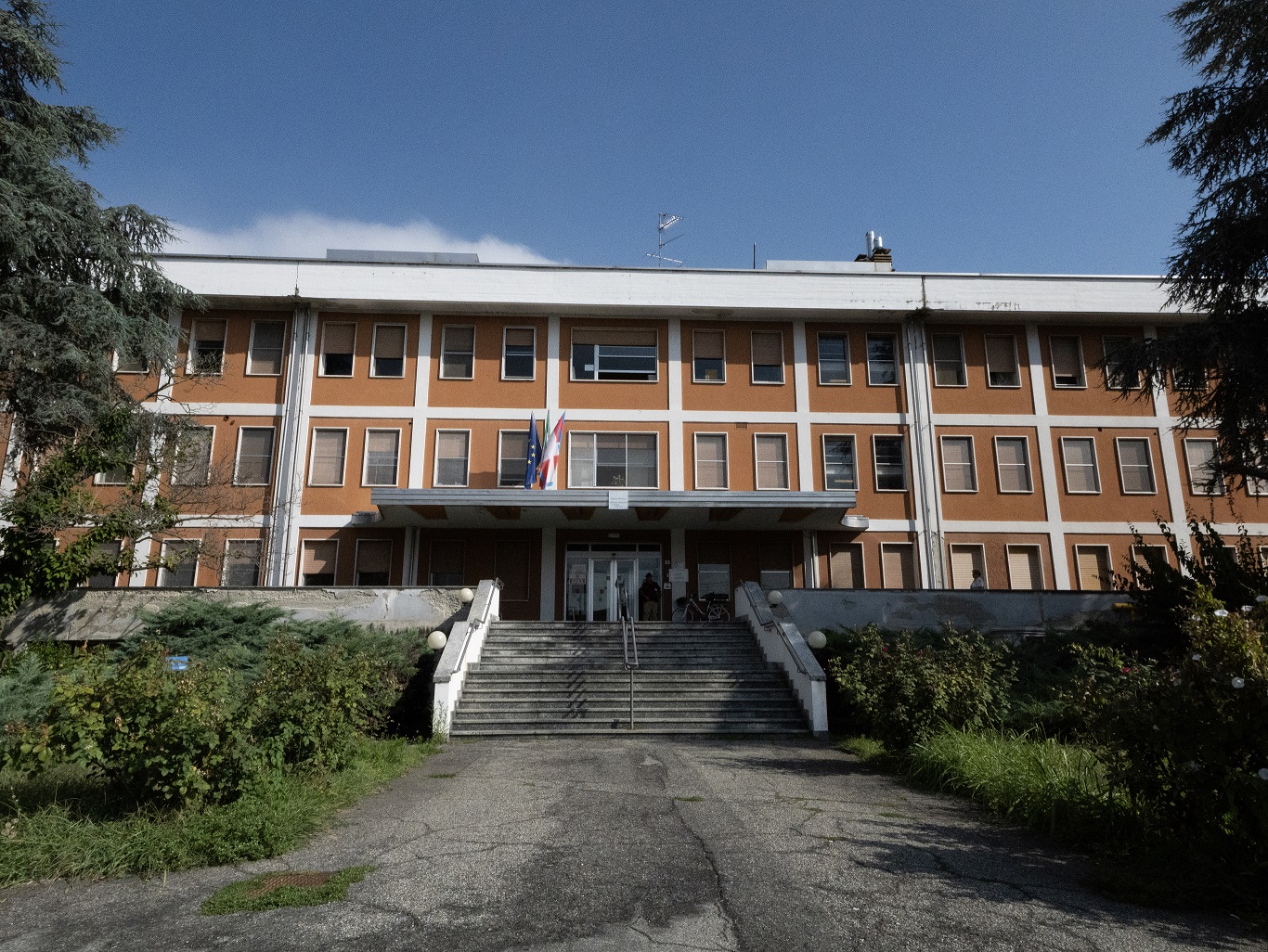 Santhià, ambulatorio alcologico chiuso il 14 e il 21 agosto